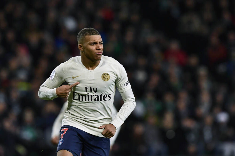 佩杜拉：贝西克塔斯有意都灵队长萨帕塔，愿意加薪签约至2027年